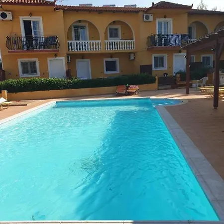 Отель Ionian Di Mare